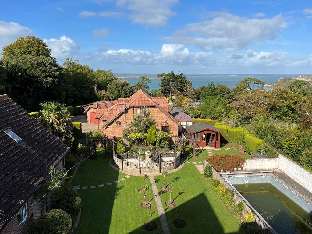 Lot: 81 - FREEHOLD FORMER CARE HOME WITH POTENTIAL -